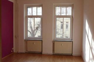 Wohnung mieten in Altonaer Straße 29, 99085 Krämpfervorstadt, Provisionsfrei: WG-taugliche 4-Zimmer-Wohnung mit Balkon in Altonaer Str.