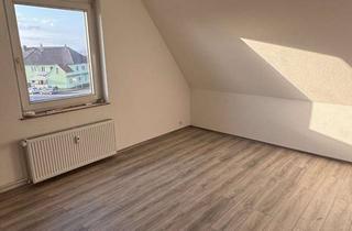 Wohnung mieten in Neuer Weg, 32584 Löhne, [Erstbezug nach Sanierung] Helle 2-Zimmer Dachgeschosswohnung in Löhne mit Garten & Garage