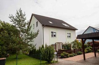 Wohnung mieten in Verdiring 2A, 17033 Stadtgebiet West, Schöne helle DG-Wohnung mit Südbalkon im beliebten Broda