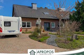 Haus kaufen in 47475 Kamp-Lintfort, Saniert und einzugsbereit! XXL Doppelhaus mit großem Anbau im Niersenbruch