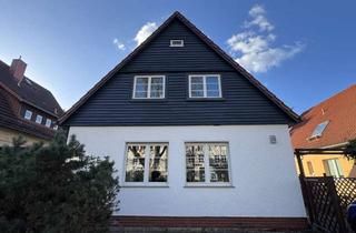 Einfamilienhaus kaufen in Karl-Marx-Straße 23, 14532 Kleinmachnow, Gepflegtes Einfamilienhaus mit 3,5 Zimmern auf großzügigem Gartengrundstück in Bestlage