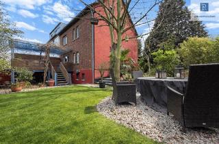 Einfamilienhaus kaufen in 50354 Hürth, Hürth - Hürth Der ideale Spot für Ihre Familie Großes Haus mit Garten, Terrasse und zwei Garagen