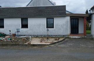 Haus kaufen in 02994 Bernsdorf, Bernsdorf - Zu verkaufen Wohnhaus