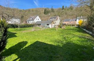 Einfamilienhaus kaufen in 56133 Fachbach, Fachbach - Einfamilienhaus mit 950 m² Grundstück in Top Lage an der Lahn !!