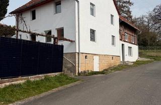 Einfamilienhaus kaufen in 37581 Bad Gandersheim, Bad Gandersheim - Einfamilienhaus mit zwei separaten Wohnungen.