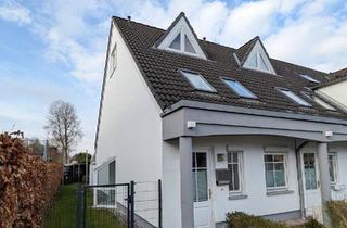 Haus kaufen in 24537 Neumünster, Neumünster - Reihenendhaus ...Ein Zuhause, in dem sich alle wohlfühlen.