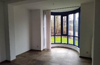 Wohnung kaufen in 66386 St. Ingbert, Sankt Ingbert - 3,5-Zimmerwohnung mit Terrasse, IGB-Hobels, renoviert, Topzustand