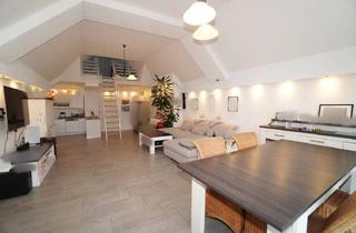 Wohnung kaufen in 33649 Bielefeld, Bielefeld / Quelle - Modernisierte Dachgeschosswohnung mit großer Dachterrasse und Garage in Bielefeld Quelle