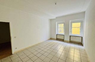 Wohnung kaufen in 13156 Berlin, Berlin - Altbauwohnung mit großem Gartenanteil - sofort verfügbar & ideal zum Einziehen!