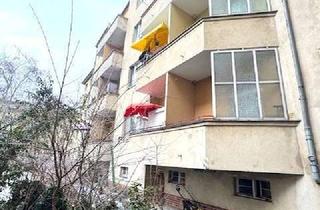 Wohnung kaufen in 13403 Reinickendorf, KAPITALANLAGE mit TOLLEM SCHNITT | 2-Zimmer-Whg. in Reinickendorf | BALKON | Keller unvermietet