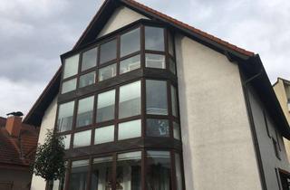 Wohnung mieten in 68519 Viernheim, Schöne 2-Zimmer-Wohnung mit Einbauküche, Tageslichtbad und Wintergarten in Viernheim zu vermieten!