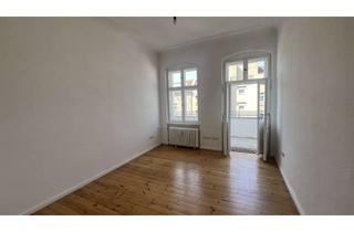 Wohnung mieten in Buttmannstraße 11, 13357 Wedding, Modernisierte 2-Zimmer-Altbauwohnung mit 2 Balkonen I EBK I Duschbad I unbefristet & ab sofort