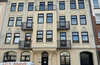 Wohnung mieten in Apenrader Straße 63, 24939 Nordstadt, Sanierte 2- Zi-Altbauwohnung mit Balkon