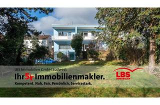 Haus kaufen in 78467 Konstanz, Großes Reiheneckhaus mit schönem Grundstück und Garage - hier ist die große Familie willkommen!