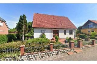 Einfamilienhaus kaufen in 17235 Neustrelitz, Einfamilienhaus mit Einliegerwohnung, Vollkeller & Doppelgarage (Erdbeeracker)