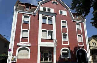 Mehrfamilienhaus kaufen in 55597 Wöllstein, Vielseitiges Mehrfamilienhaus in zentraler Lage – Rendite und Potenzial vereint!