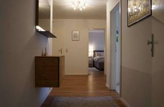 Wohnung kaufen in 25337 Elmshorn, Moderne 2-Zimmer-Dachgeschosswohnung mit Balkon und TG-Stellplatz