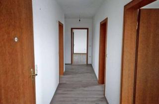 Wohnung mieten in 51371 Rheindorf, Helle 3-Zimmer-Dachgeschosswohnung in ruhigem 3-Parteienhaus – Leverkusen-Rheindorf