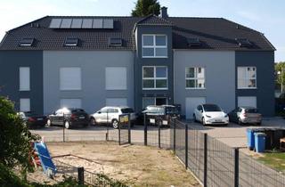 Wohnung mieten in Friedrich-Wilhelm-Str. 14, 35614 Aßlar, Neuwertige, schöne, helle 4-ZW im Dachgeschoss in kleinem MFH, in verkehrsgünstiger Lage von Aßlar