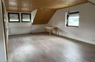 Wohnung mieten in 89173 Lonsee, Frisch renovierte großzügige 3-Zimmer Dachgeschosswohnung in Lonsee
