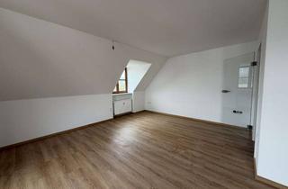 Wohnung mieten in Hauptstraße 25A, 85293 Reichertshausen, Frisch sanierte 3-Zimmer-Dachgeschosswohnung mit Balkon und Blick ins Grüne