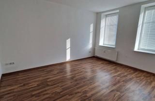Wohnung mieten in 08280 Aue, Helle 2-Zimmer-Wohnung im 1. OG in Aue