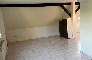 Wohnung mieten in Bückerheide 13, 45139 Frillendorf, Neuwertige DG-Wohnung mit einem Zimmer und EBK in Essen