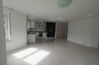 Wohnung mieten in Adlerstraße 13, 71083 Herrenberg, Helle 2,5-Zimmer-Wohnung mit Balkon & TG-Stellplatz in Herrenberg