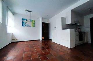 Wohnung mieten in 72108 Rottenburg, Zentrales Wohnen mit Flair – Moderne 2-Zimmer-Einliegerwohnung im Fachwerkhaus