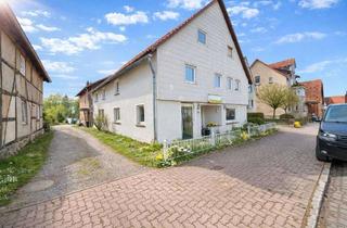 Haus kaufen in 31860 Emmerthal, Wohnen & Vermieten: Dreifamilienhaus in idyllischer Lage von Börry