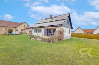Haus kaufen in 92709 Moosbach, Familientraum auf großem Eckgrundstück! EFH mit Ausbaureserve und neuer PV Anlage in Moosbach