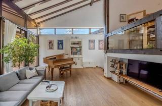 Doppelhaushälfte kaufen in 63571 Gelnhausen, Gelnhausen - Doppelhaushälfte in Split-Level-Bauweise mit individueller Raumaufteilung, Terrassen und Garten
