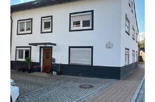 Doppelhaushälfte kaufen in 91781 Weißenburg, Weißenburg in Bayern - Große Doppelhaushälfte mit großzügigen Nebengebäude