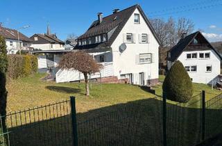 Haus kaufen in 57258 Freudenberg, Freudenberg - Haus mit Einliegerwohnung