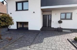 Einfamilienhaus kaufen in 53913 Swisttal, Swisttal - Modernes Einfamilienhaus mit Galerie und Bad en Suite