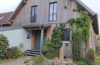 Haus kaufen in 97532 Üchtelhausen, Üchtelhausen - Seltene Gelegenheit EFH in Üchtelhausen OT Hoppachshof zvk