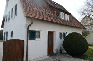 Haus kaufen in 84056 Rottenburg, Rottenburg an der Laaber - Haus mit zusätzlich bebaubarem Grundstück