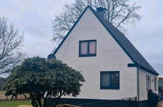 Einfamilienhaus kaufen in 24802 Emkendorf, Emkendorf - Freistehendes Einfamilienhaus mit großem Grundstück.