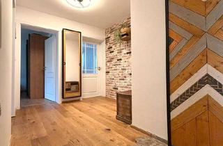 Wohnung kaufen in 81927 München, München - Exklusive, frisch sanierte 2-Zimmer-Wohnung - einzugsbereit!