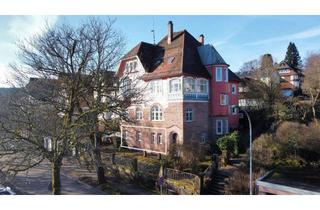 Wohnung kaufen in 72250 Freudenstadt, Charmante, modernisierte 2-Zimmer-Wohnung mit Freisitz – attraktiv vermietbar