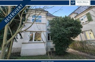 Wohnung kaufen in 69115 Weststadt, Dachgeschosswohnung in zentraler Lage