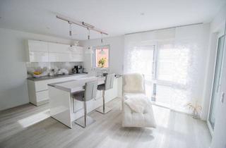 Wohnung kaufen in 72160 Horb, Moderne, lichtdurchflutete 2-Zimmer-Wohnung mit Balkon, Tiefgarage & Aufzug – Baujahr 2020