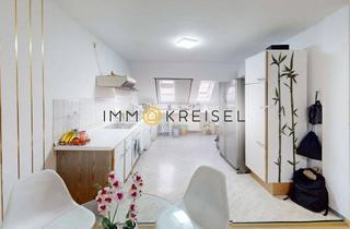 Wohnung kaufen in 68159 Mannheim, *Niedrige Provision* Zentral gelegenes Dachgeschoss mit offenem Wohnbereich und Charme