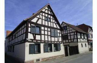 Wohnung mieten in 64569 Nauheim, Charmante Altbauwohnung 2,5-Zimmer Wohnung in Nauheim