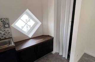 Wohnung mieten in Mannheimer Straße 22, 68519 Viernheim, Altbau trifft Moderne ** Hochwertige Altbauwohnung mit EBK. in Viernheim