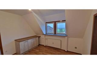 Wohnung mieten in 49326 Melle, Attraktive 4-Zimmer-Dachgeschosswohnung mit EBK und Balkon in Melle