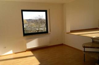 Wohnung mieten in Sechsheldener Straße, 35685 Dillenburg, Gepflegte 4,5-Zimmer-Wohnung im 1. OG in Dillenburg-Manderbach