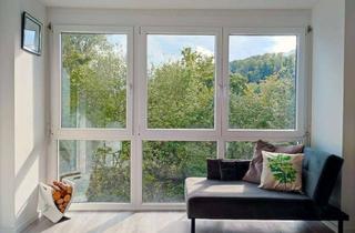 Wohnung mieten in Im Bruckenwasen, 73207 Plochingen, Stilvolle 2,5-Zi.-Designwohnung mit Wintergarten, voll möbliert, TG-Stellplatz & Blick ins Grüne