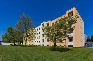 Wohnung mieten in Dr.-Theobald-Schrems-Straße 29, 95666 Mitterteich, freundliche 3-Zi-Wohnung im EG mit Loggia | Mitterteich