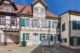 Wohnung mieten in 67292 Kirchheimbolanden, **Wohnen im historischen Gebäude!!! Individuelle 3,5-Zi.-Wohnung (ca. 98m², 2.OG) in zentraler Lage